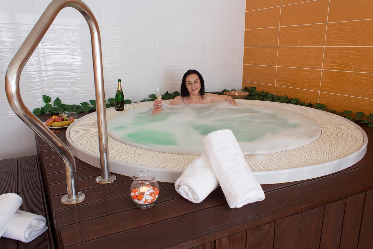 Hotel Harmonie 3*